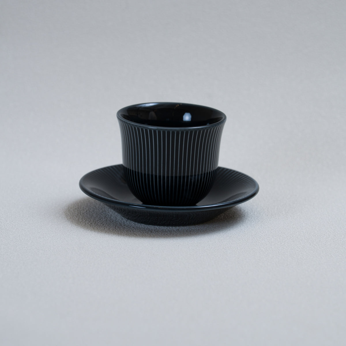 #colour_Black