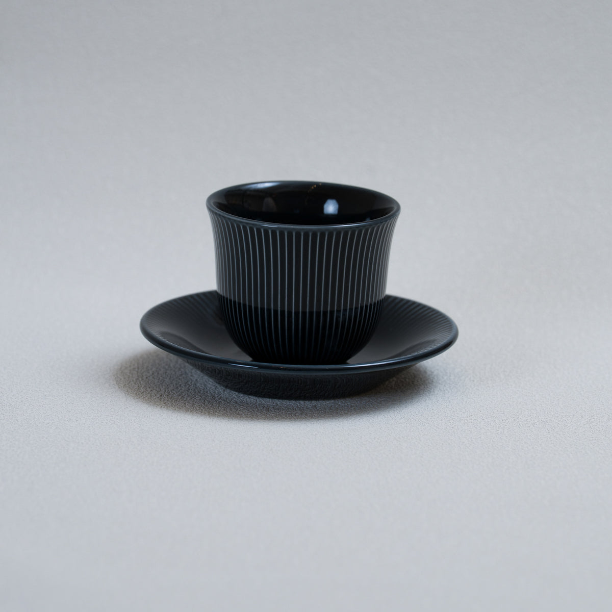 #colour_Black