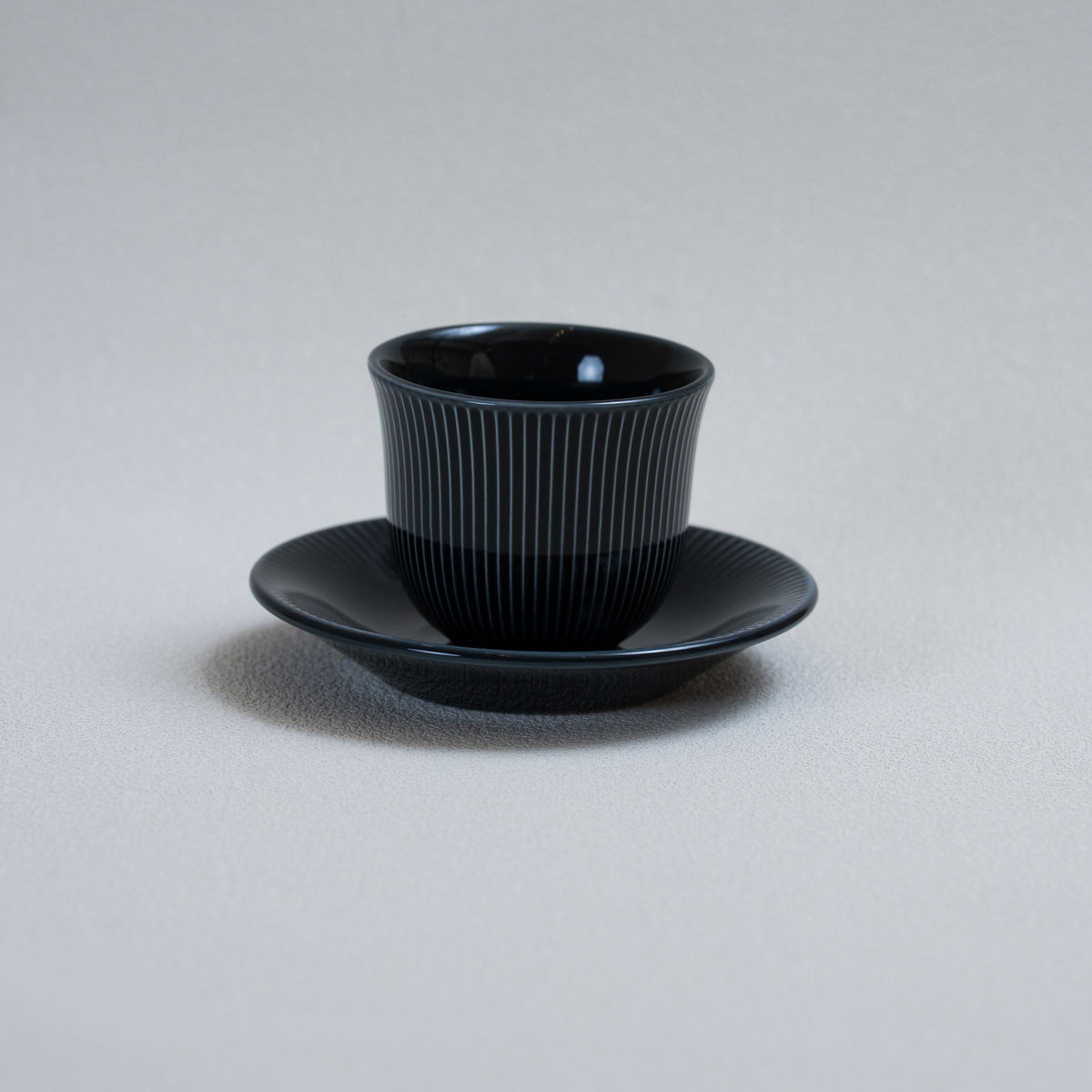 #colour_Black