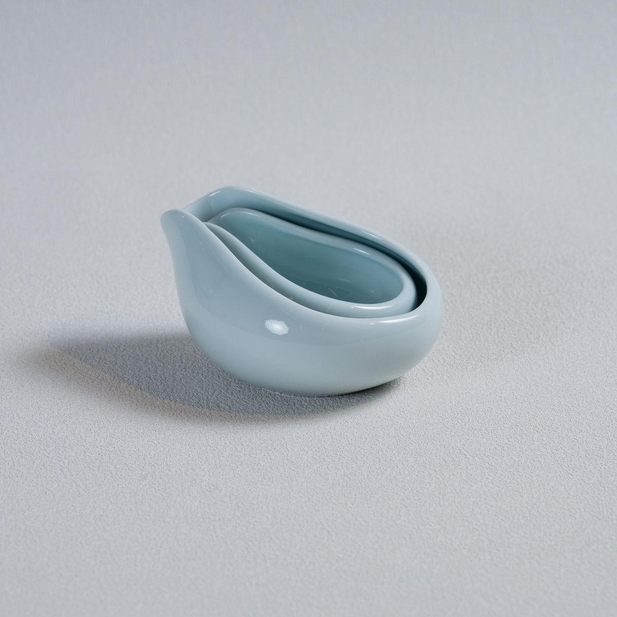 #colour_Celadon Blue