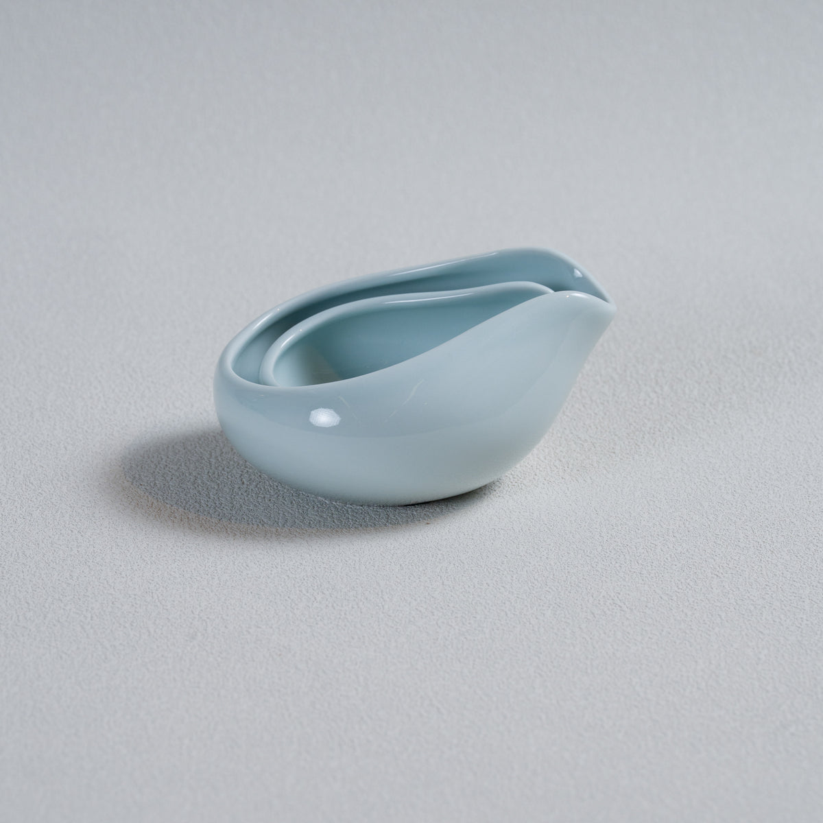 #colour_Celadon Blue