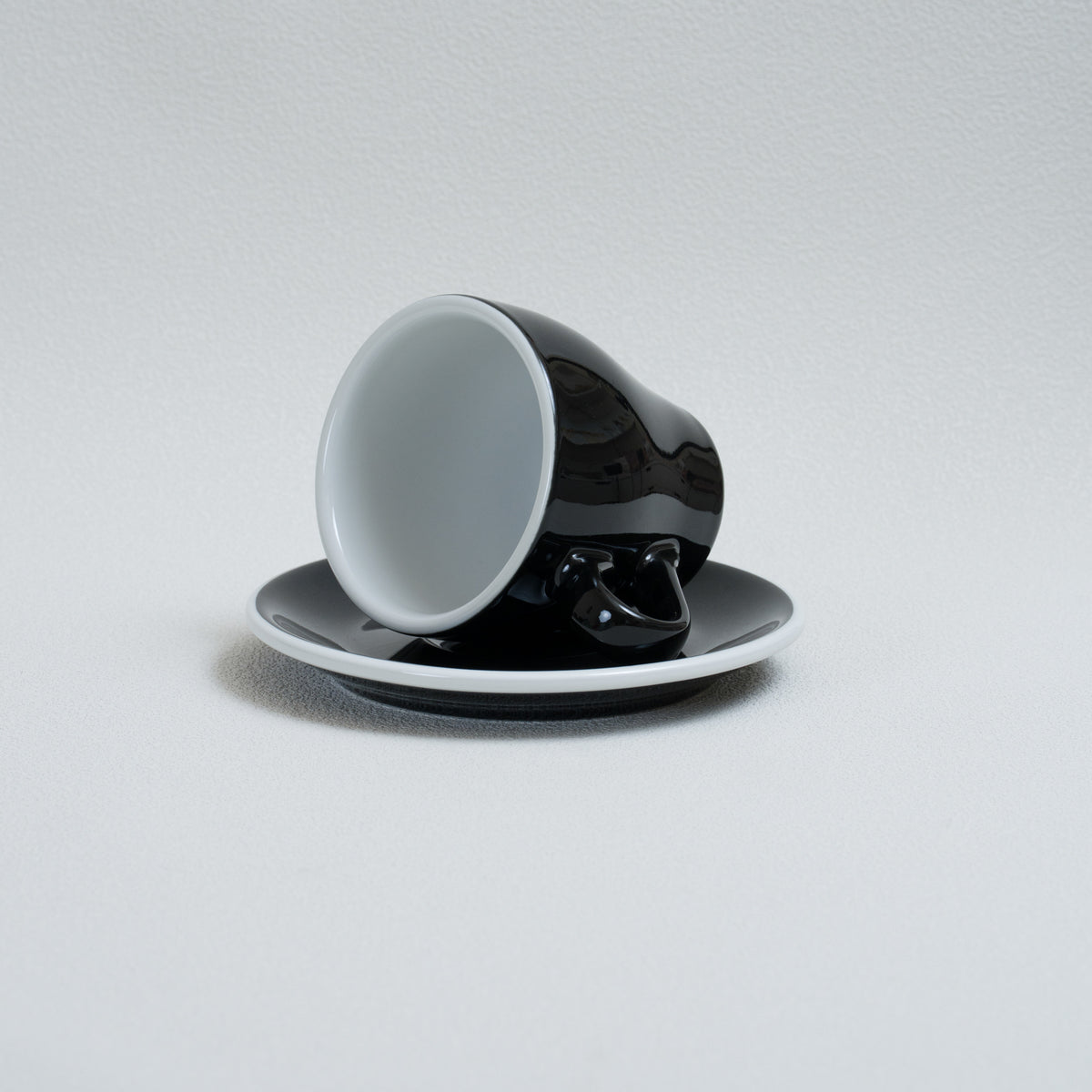 #colour_Black