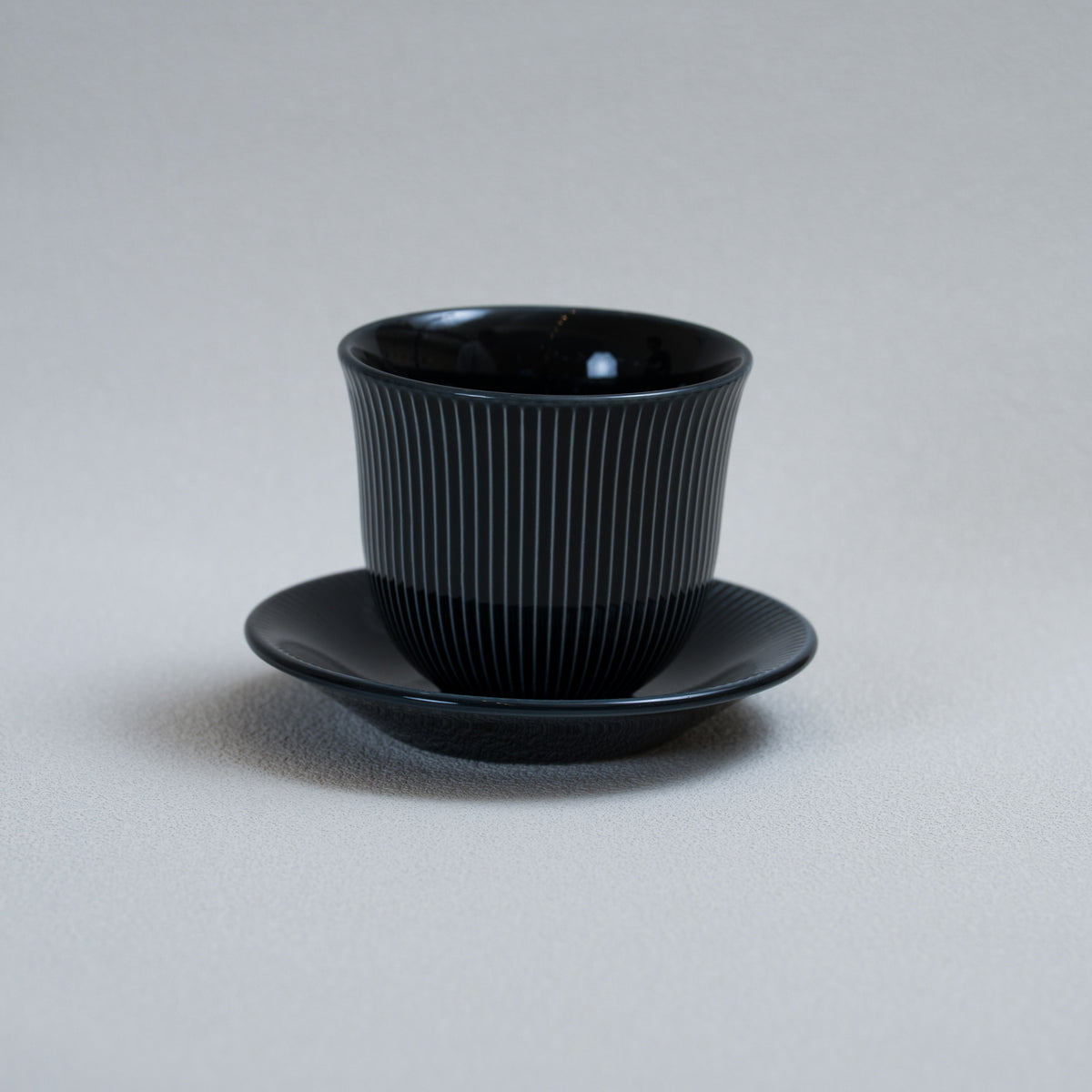 #colour_Black